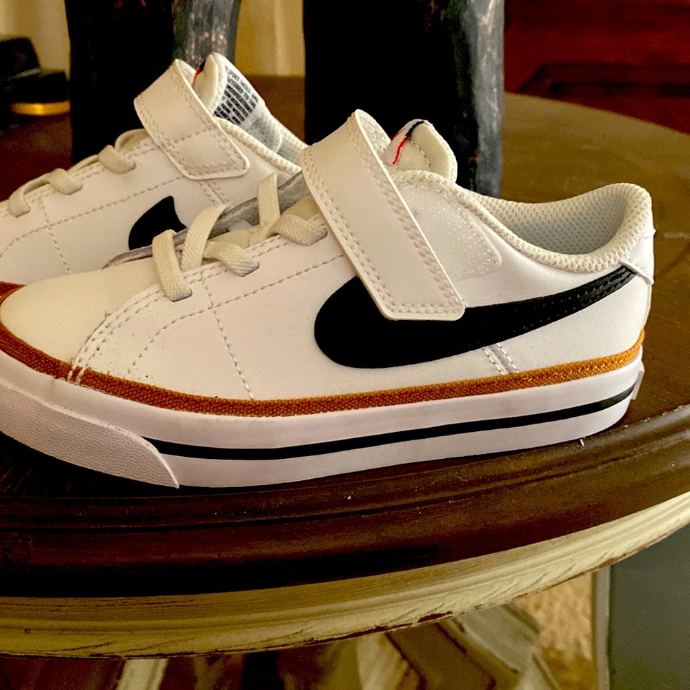 White black Nikes brand new